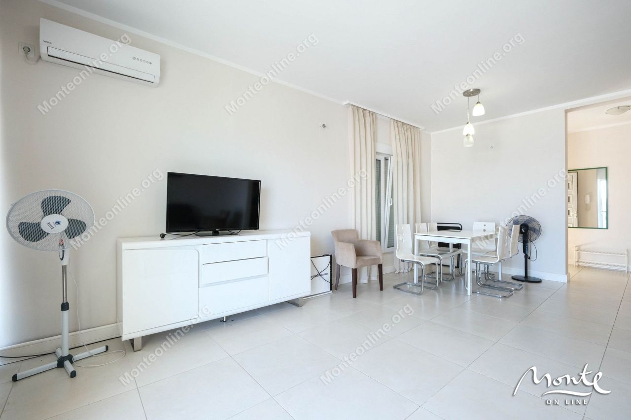 Apartamento en Bijela, Montenegro, 72 m² - imagen 5