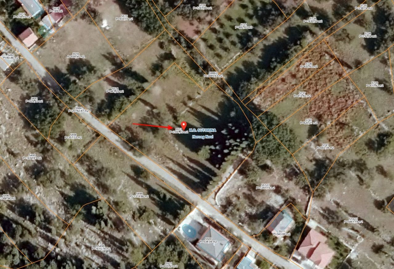 Terreno a Herceg-Novi, Montenegro, 2 391 m2 - foto 5