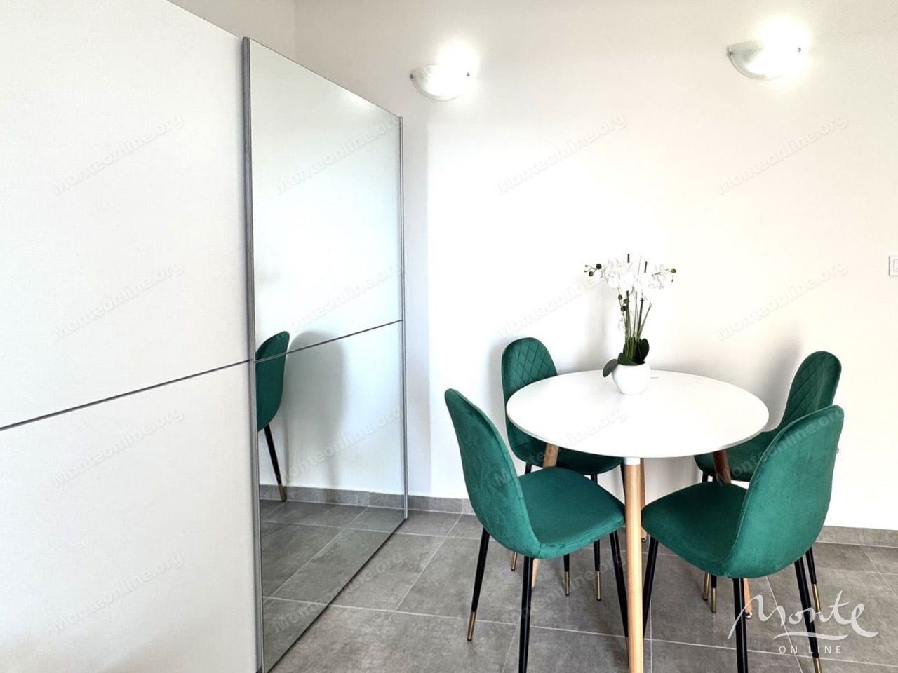 Apartment in Igalo, Montenegro, 34 m² - picture 5