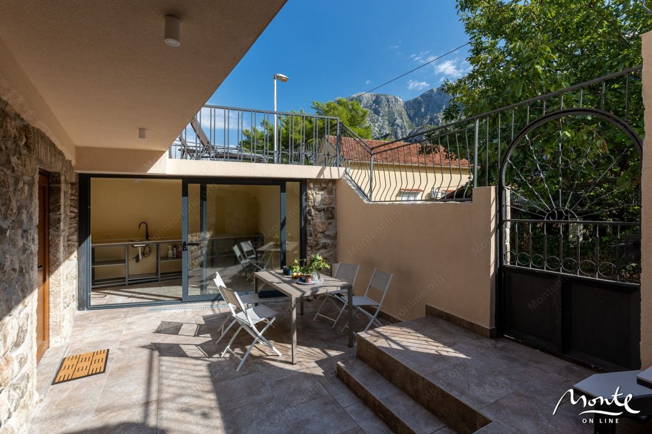 Villa in Kotor, Montenegro, 110 m² - Foto 5