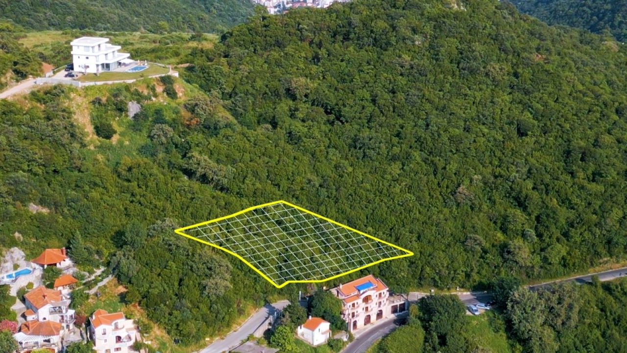 Terreno en Budva, Montenegro, 2 000 m² - imagen 5