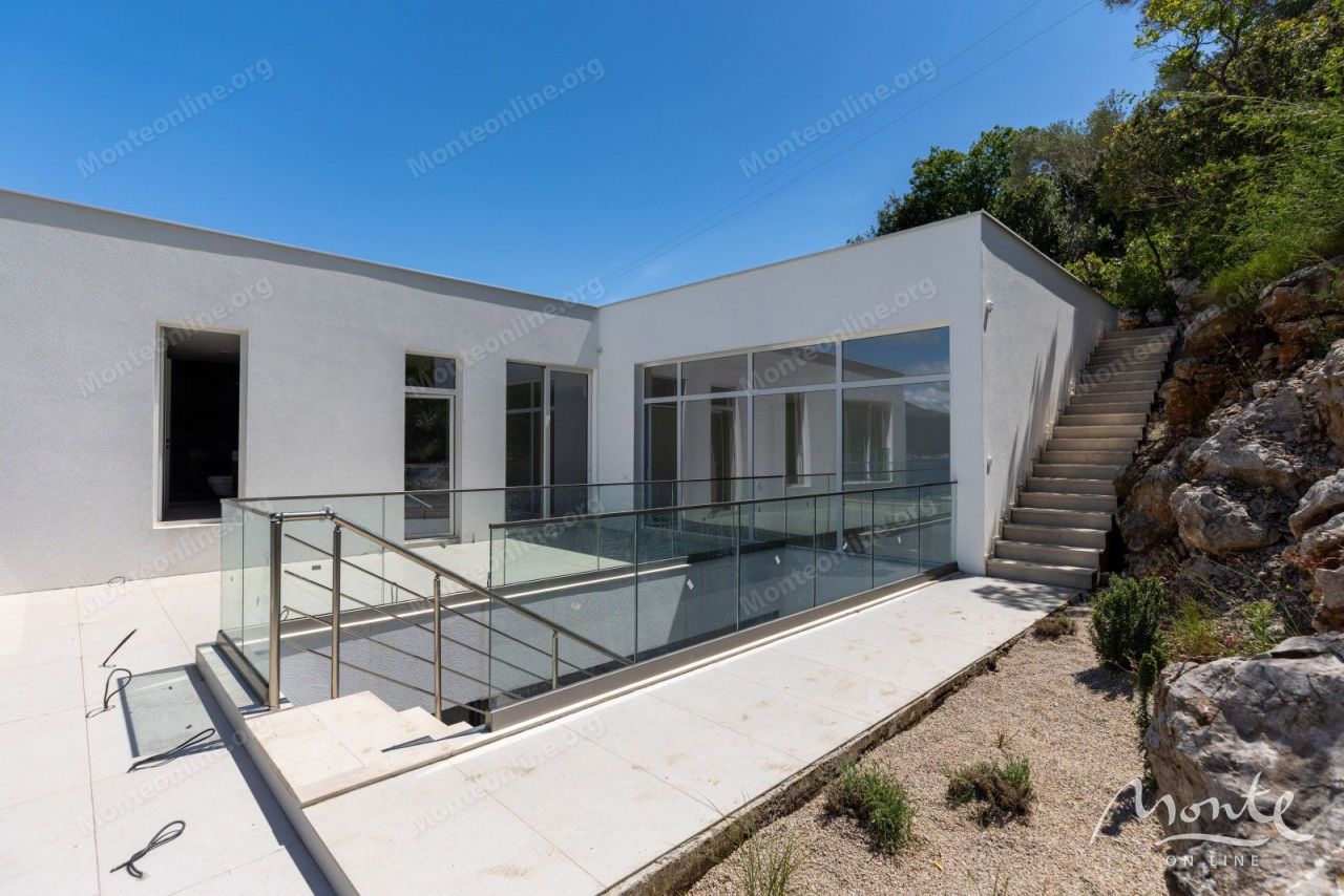 Villa à Krasici, Monténégro, 328 m² - image 6