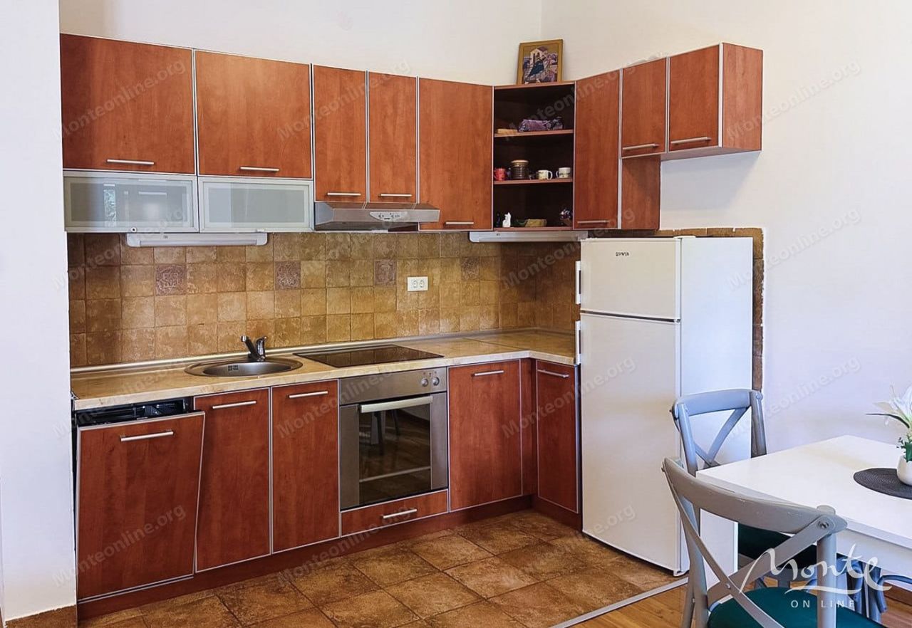 Apartment in Risan, Montenegro, 65 m² - picture 6