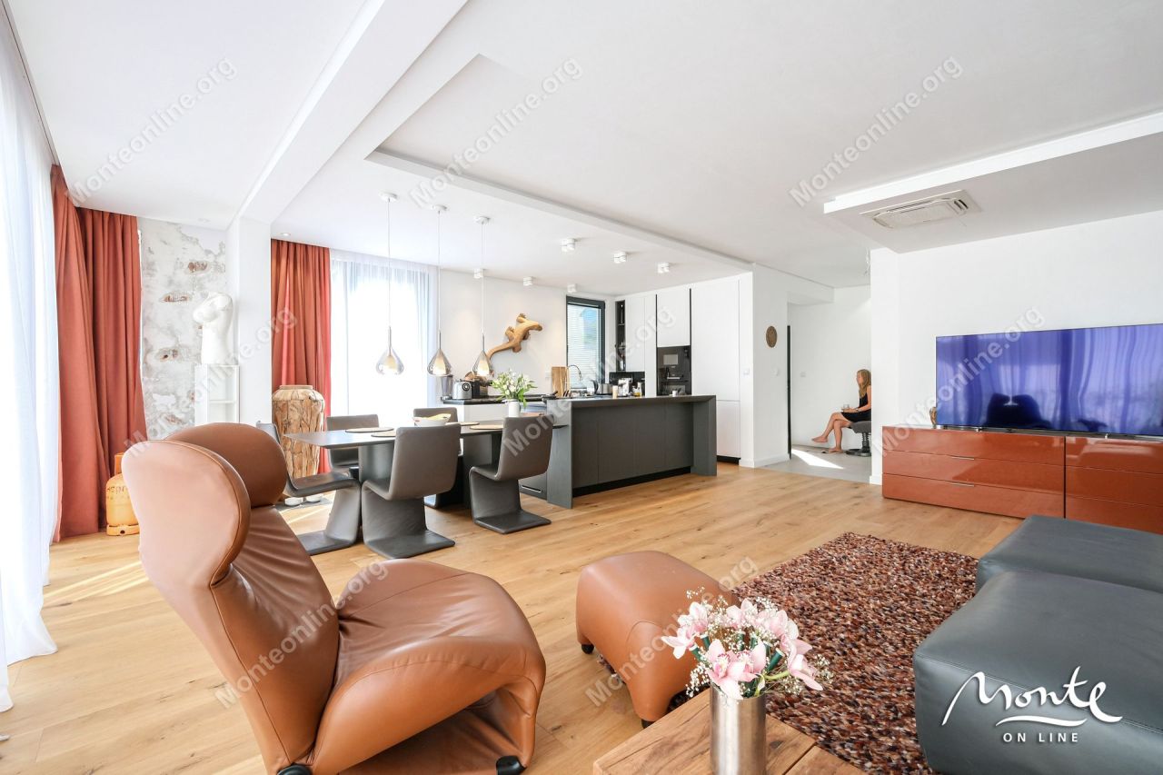 Villa en Lastva, Montenegro, 162 m² - imagen 6