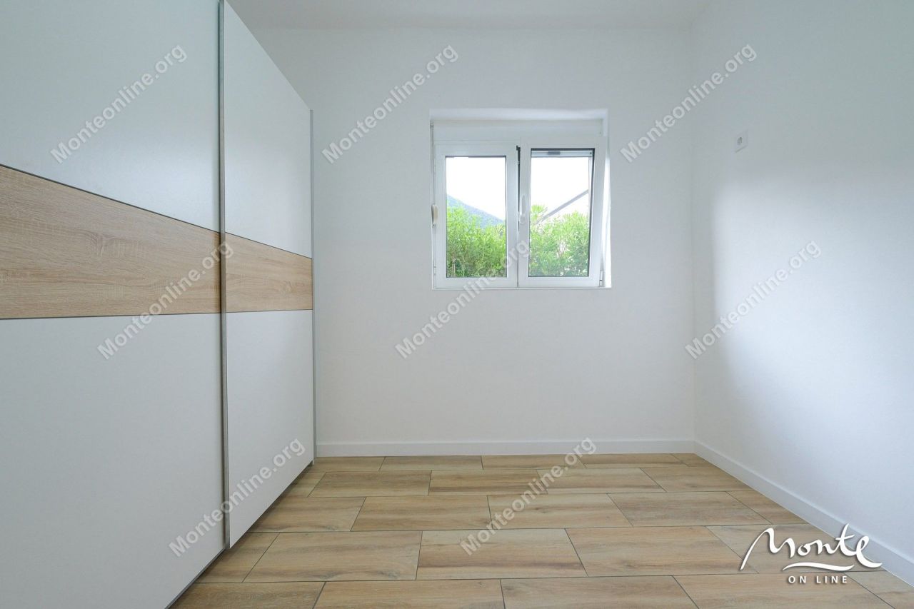 Villa à Tivat, Monténégro, 118 m² - image 8