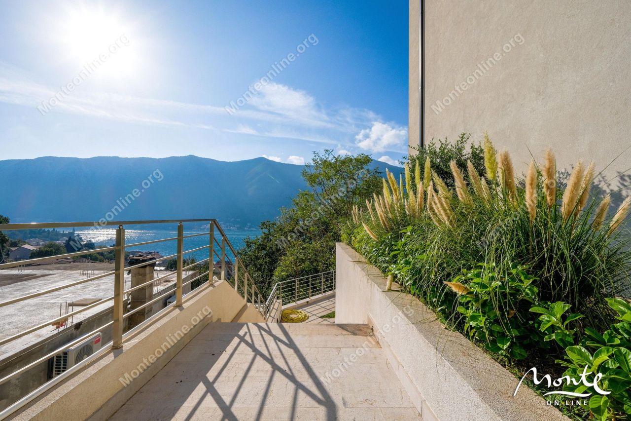 Appartamenti a Dobrota, Montenegro, 103 m² - foto 8