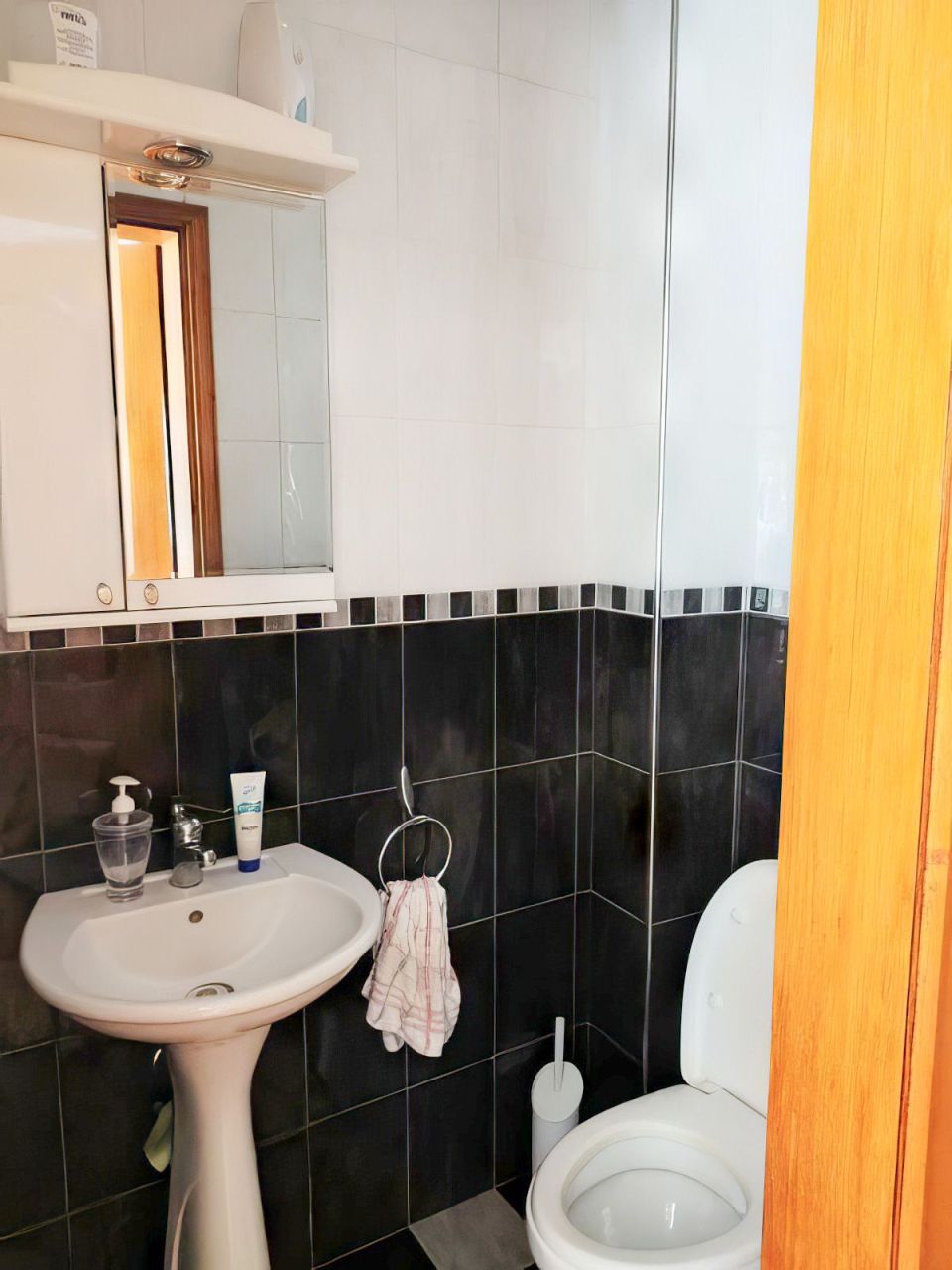 Villa in Kumbor, Montenegro, 180 m² - picture 8