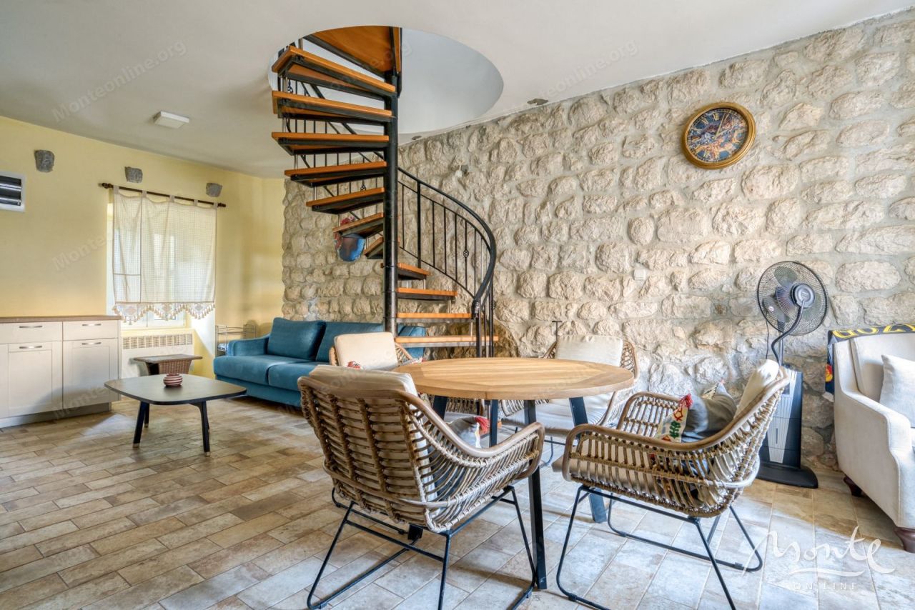 Villa en Prcanj, Montenegro, 112 m² - imagen 8