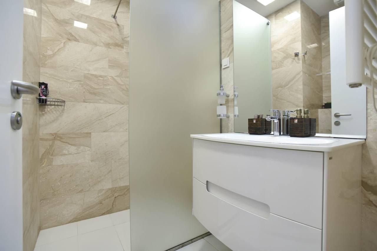 Apartamento en Budva, Montenegro, 89 m² - imagen 8