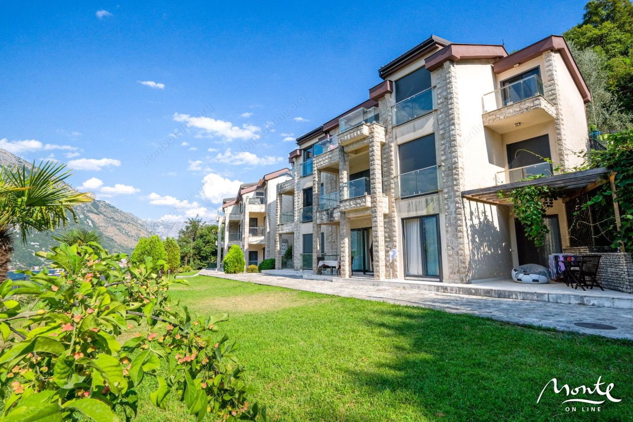 Apartment in Kostanjica, Montenegro, 68 m² - picture 9