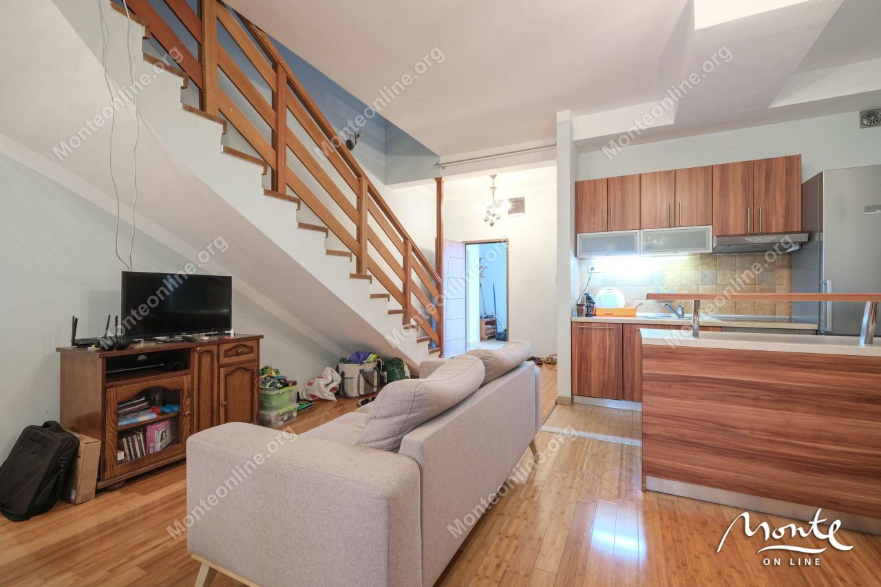 Apartment in Risan, Montenegro, 130 m² - picture 9