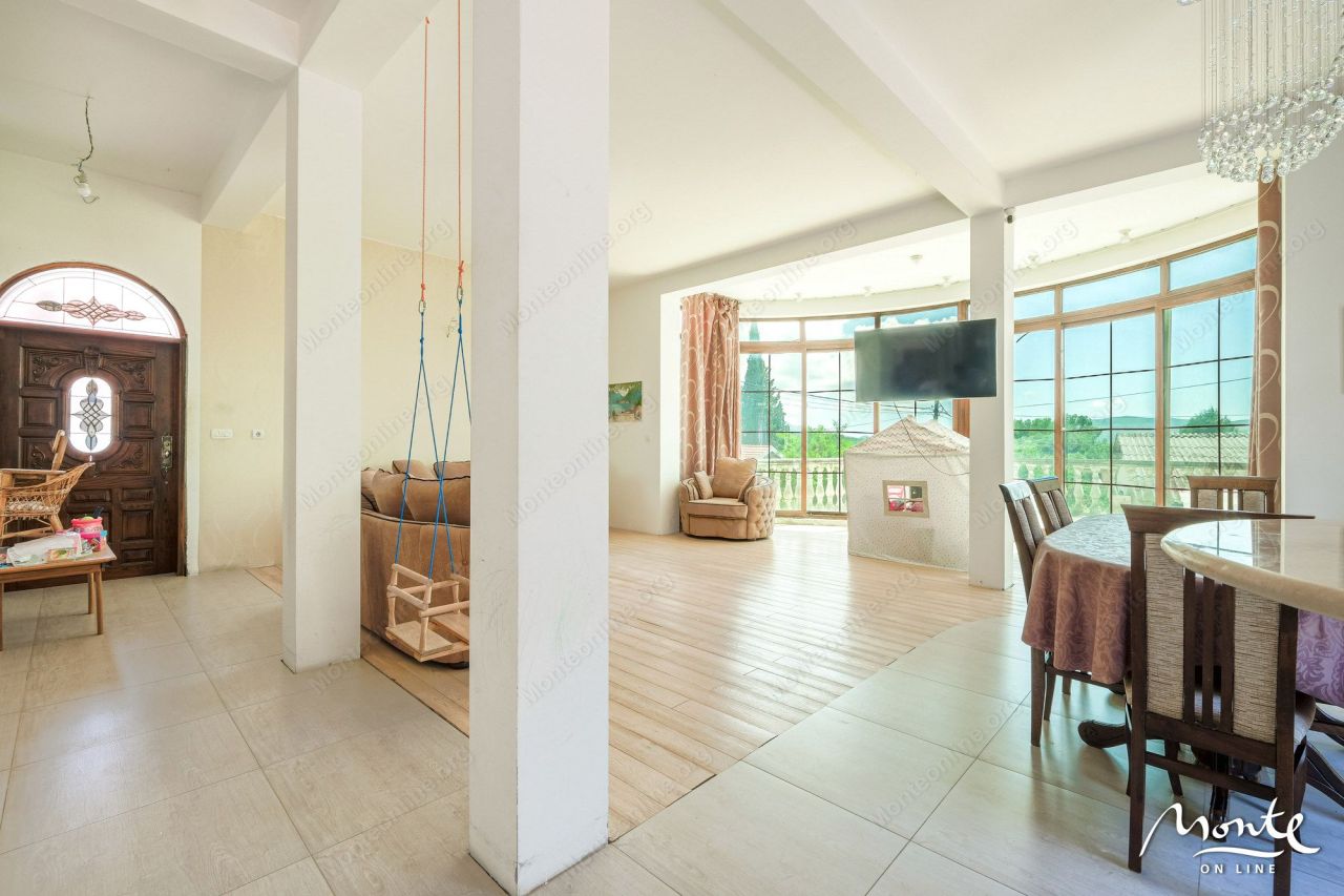 Villa a Tivat, Montenegro, 316 m² - foto 9