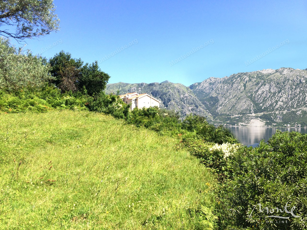 Terreno en Prcanj, Montenegro, 7 500 m² - imagen 10