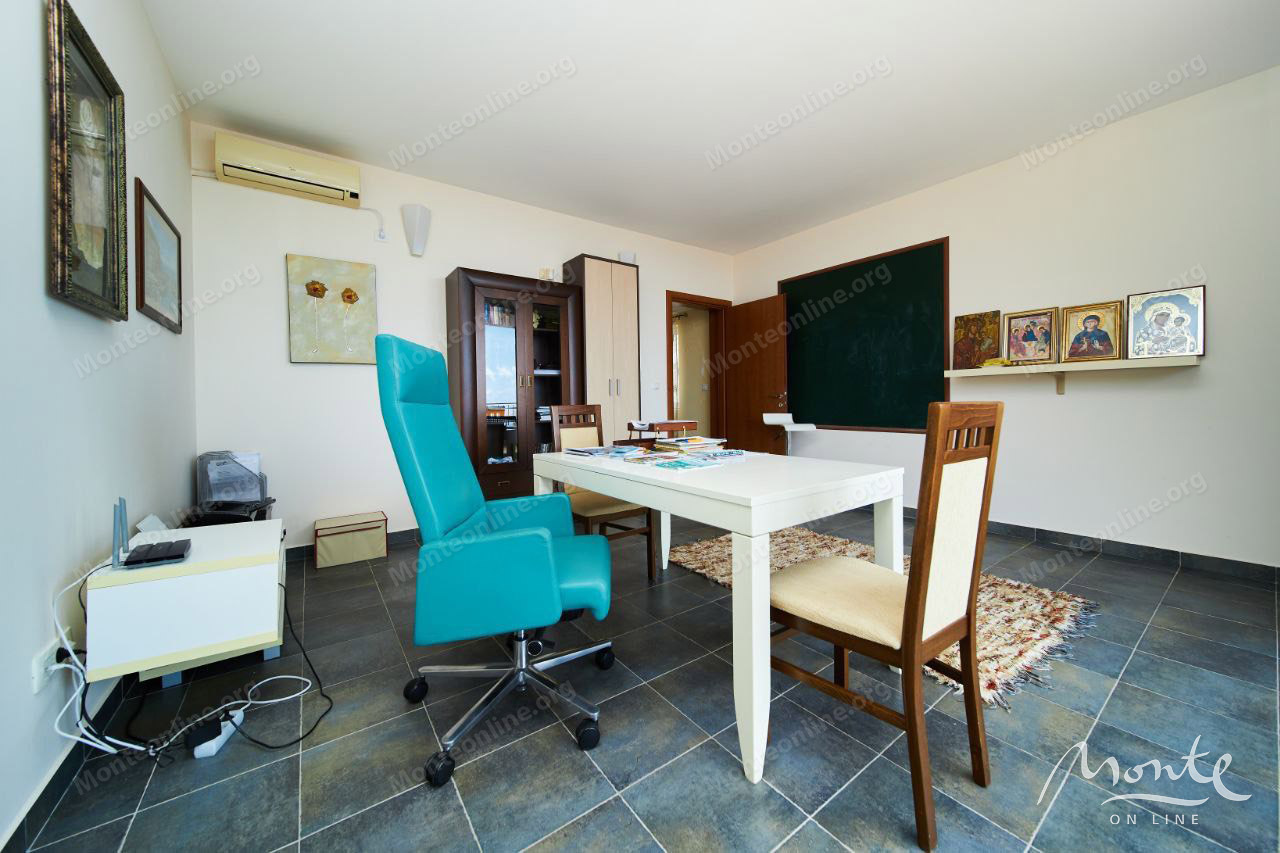 Villa in Becici, Montenegro, 495 m² - Foto 10