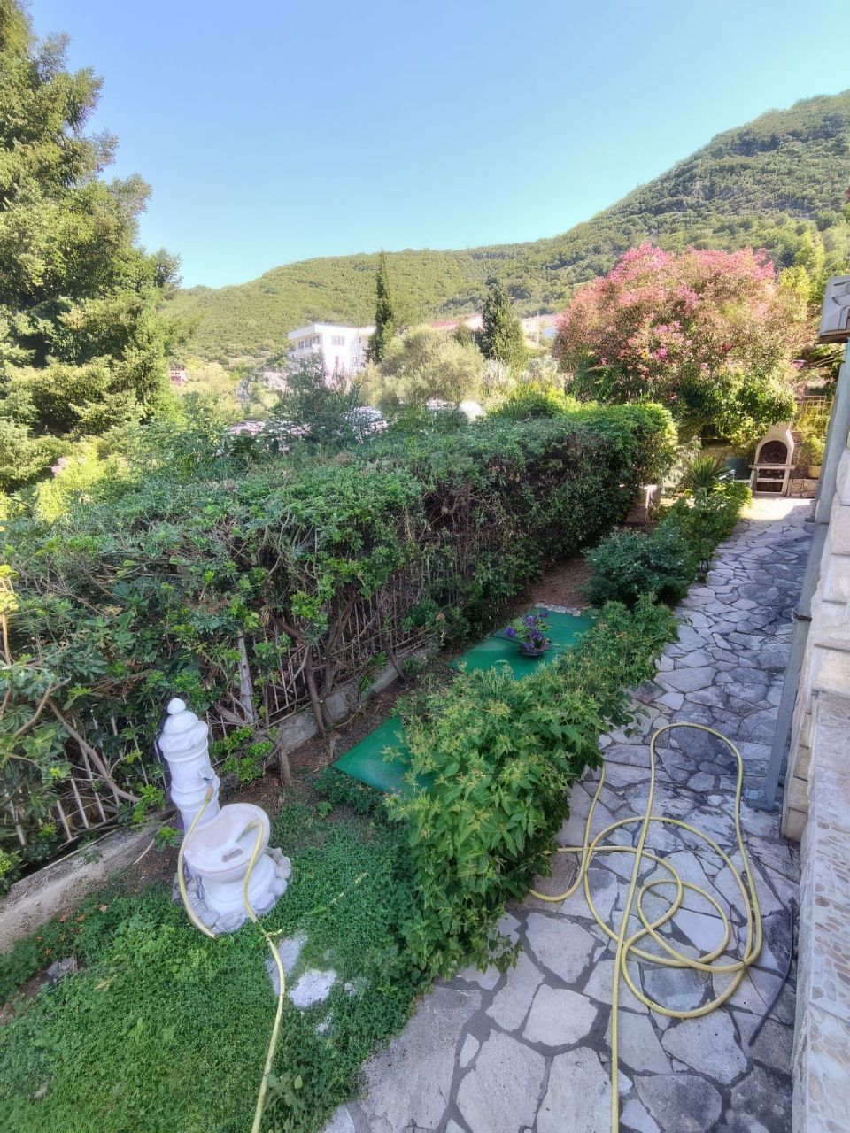 Villa in Kumbor, Montenegro, 180 m² - picture 11