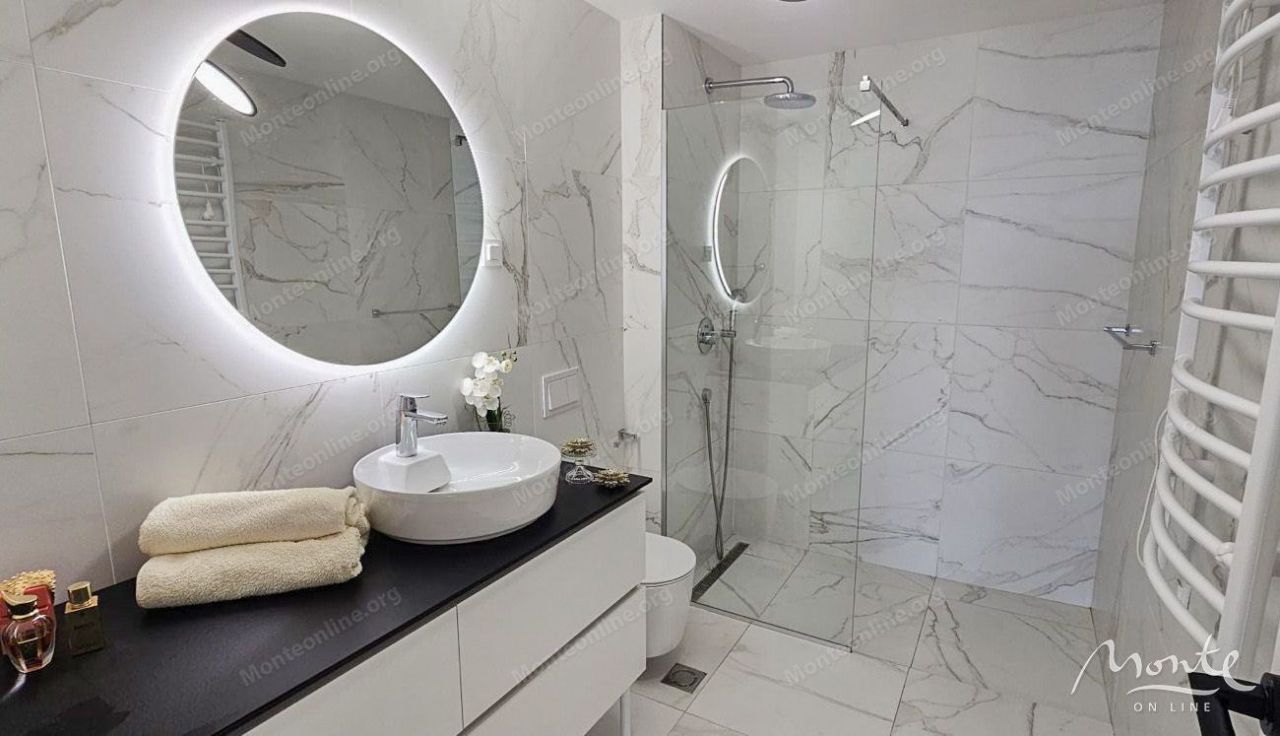 Apartment in Budva, Montenegro, 124.19 m² - picture 12