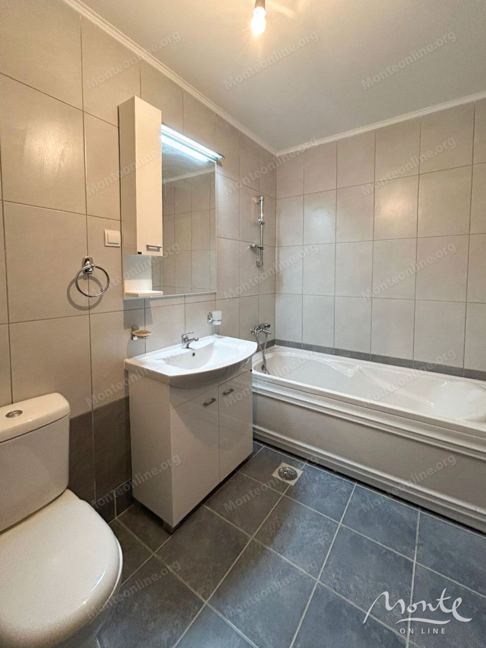 Appartamenti a Petrovac, Montenegro, 85 m² - foto 12