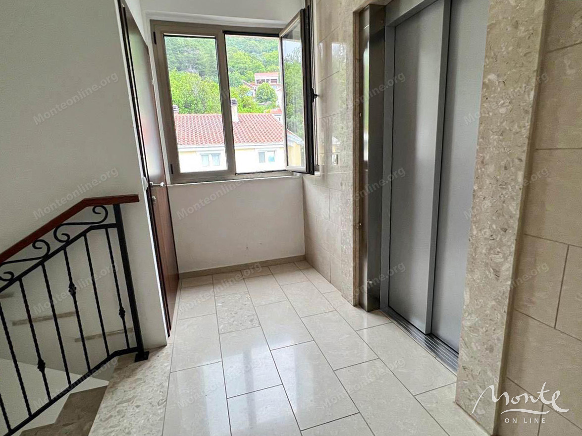 Appartement à Tivat, Monténégro, 56 m² - image 12