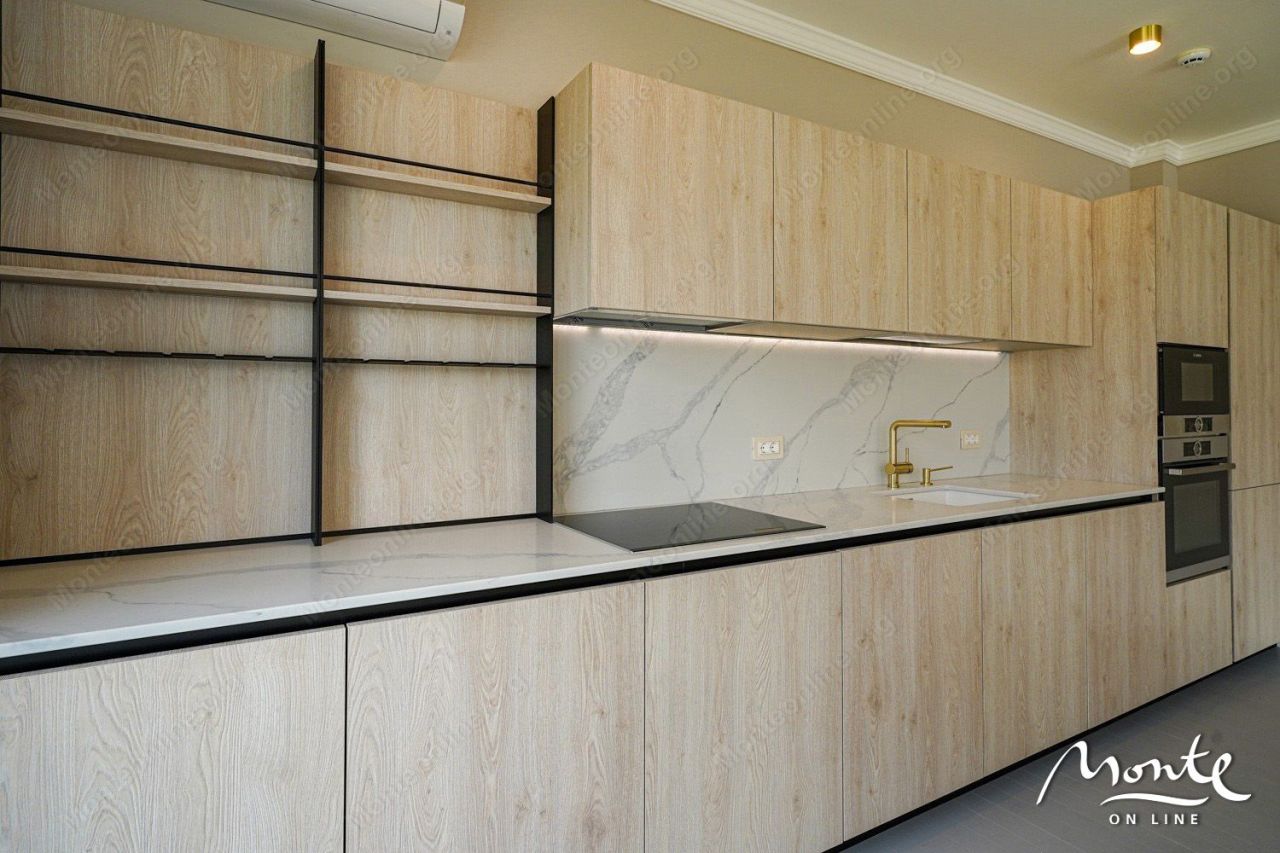 Apartment in Dobrota, Montenegro, 158 m² - picture 13