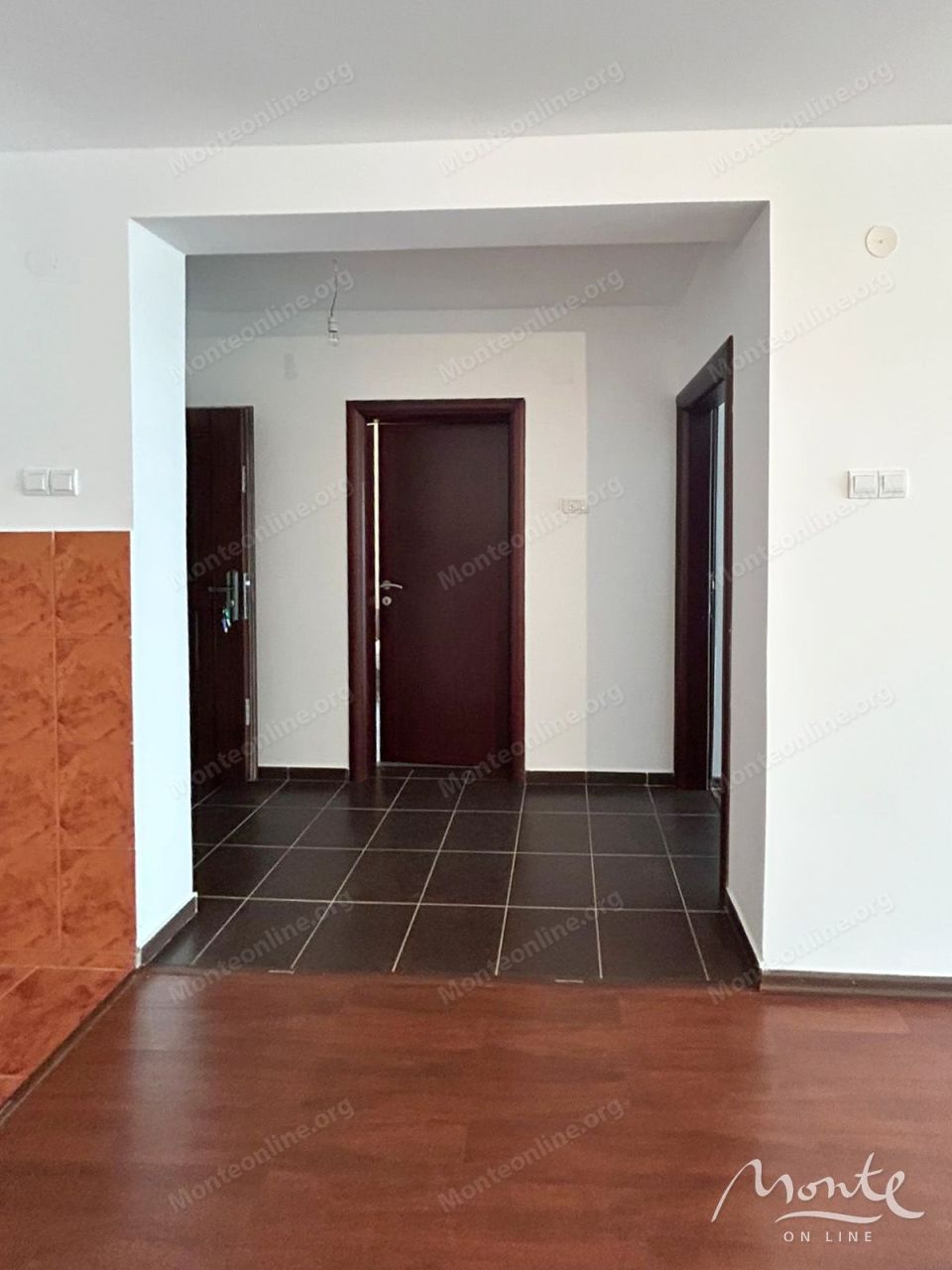 Appartamenti a Petrovac, Montenegro, 85 m² - foto 13