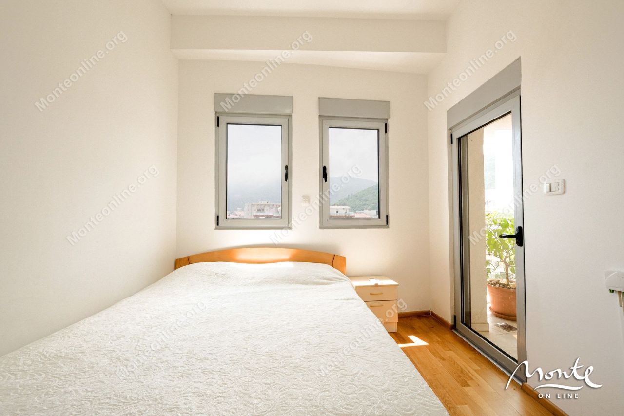 Apartment in Budva, Montenegro, 150 m² - picture 14