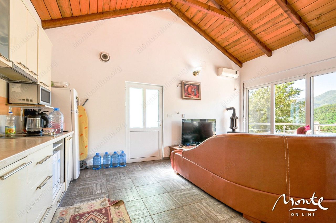 Villa in Lepetane, Montenegro, 110 m² - Foto 14