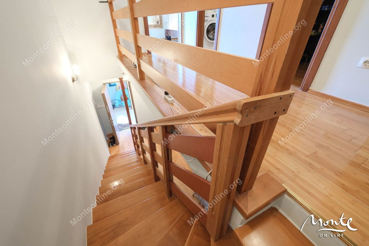 Apartment in Risan, Montenegro, 130 m² - picture 14