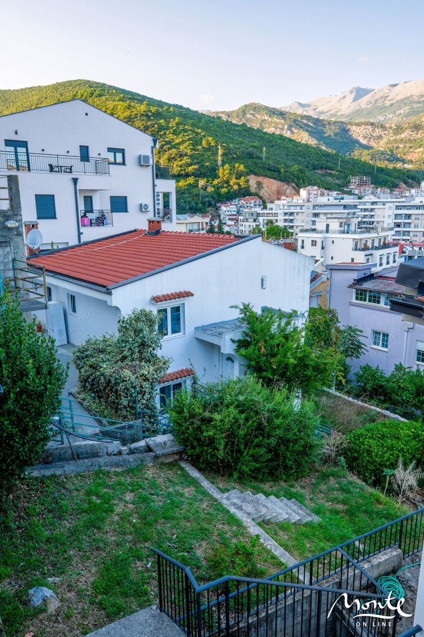 Villa en Budva, Montenegro, 215 m² - imagen 14