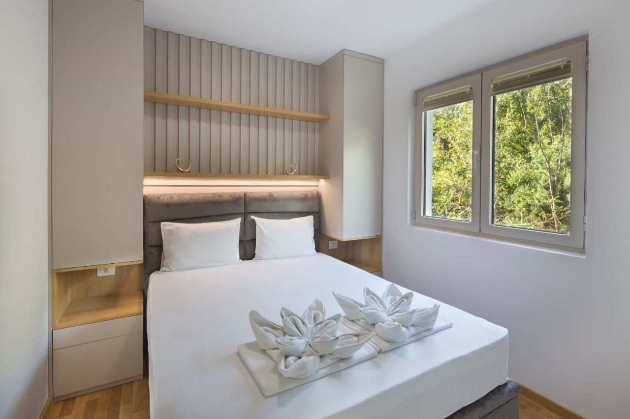 Apartment in Becici, Montenegro, 55 m² - picture 14