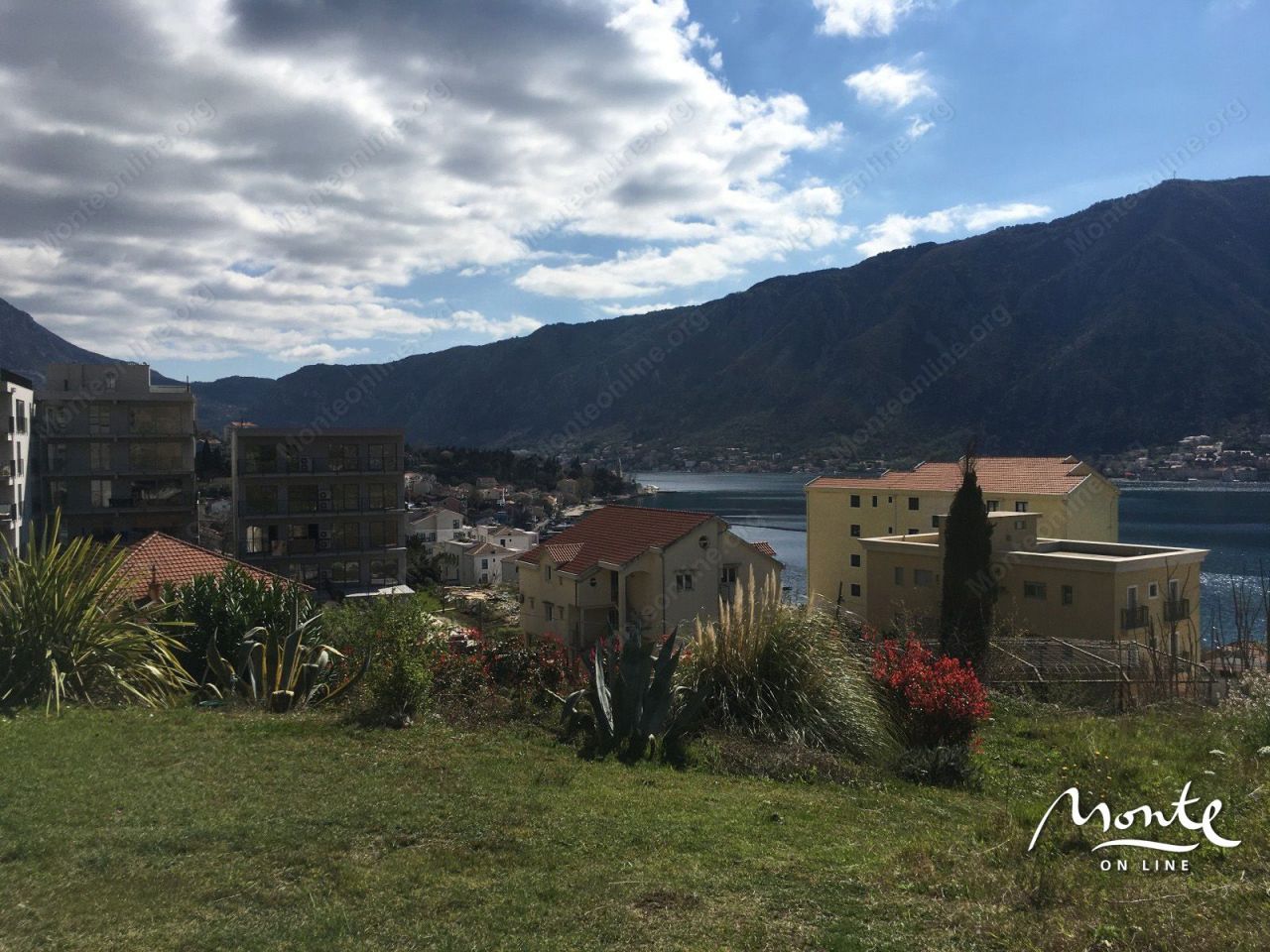 Terreno en Dobrota, Montenegro, 3 060 m² - imagen 14
