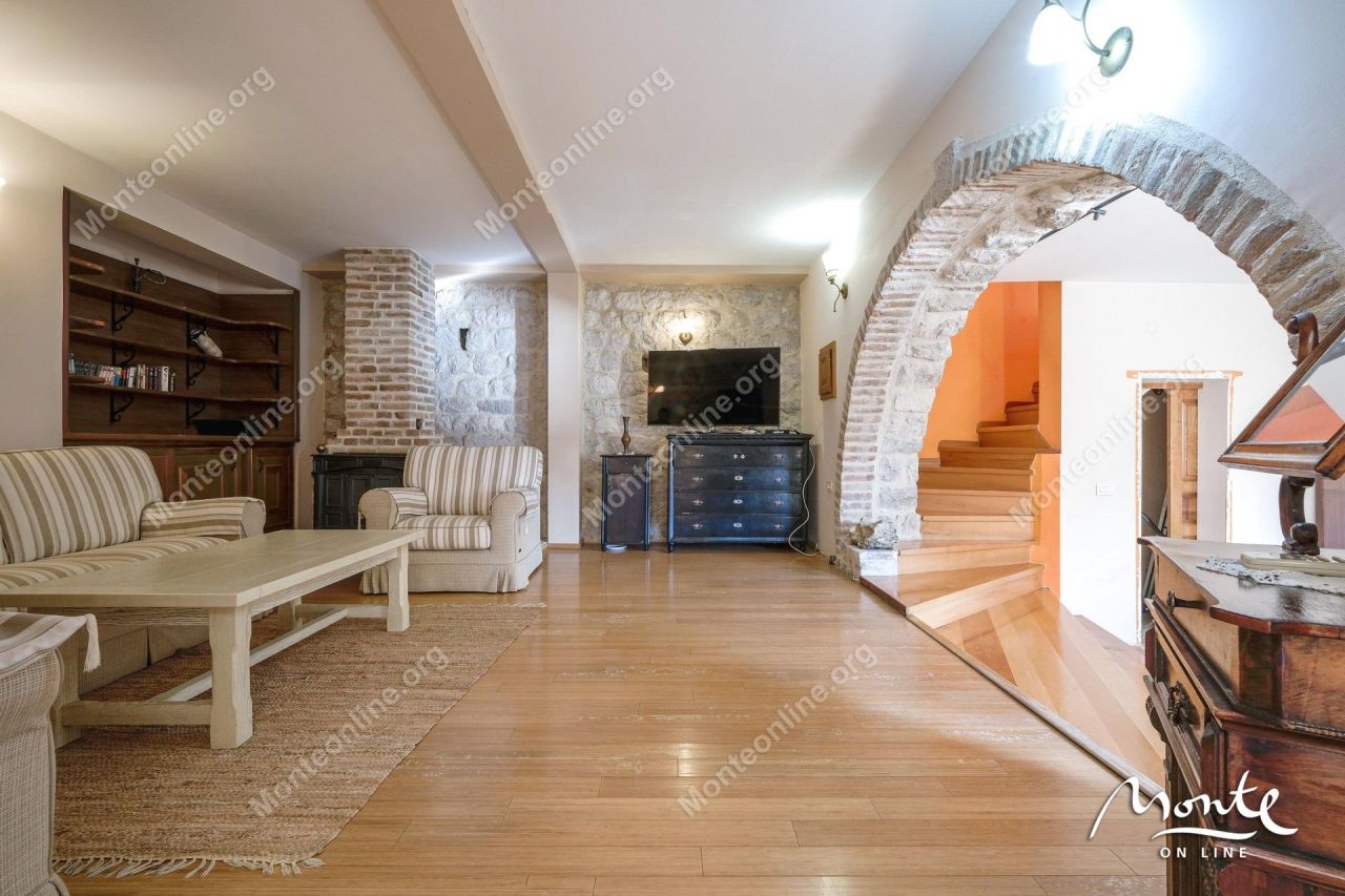 Villa en Orahovac, Montenegro, 500 m² - imagen 14