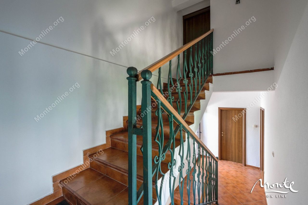 Grundstück in Tivat, Montenegro, 800 m² - Foto 15