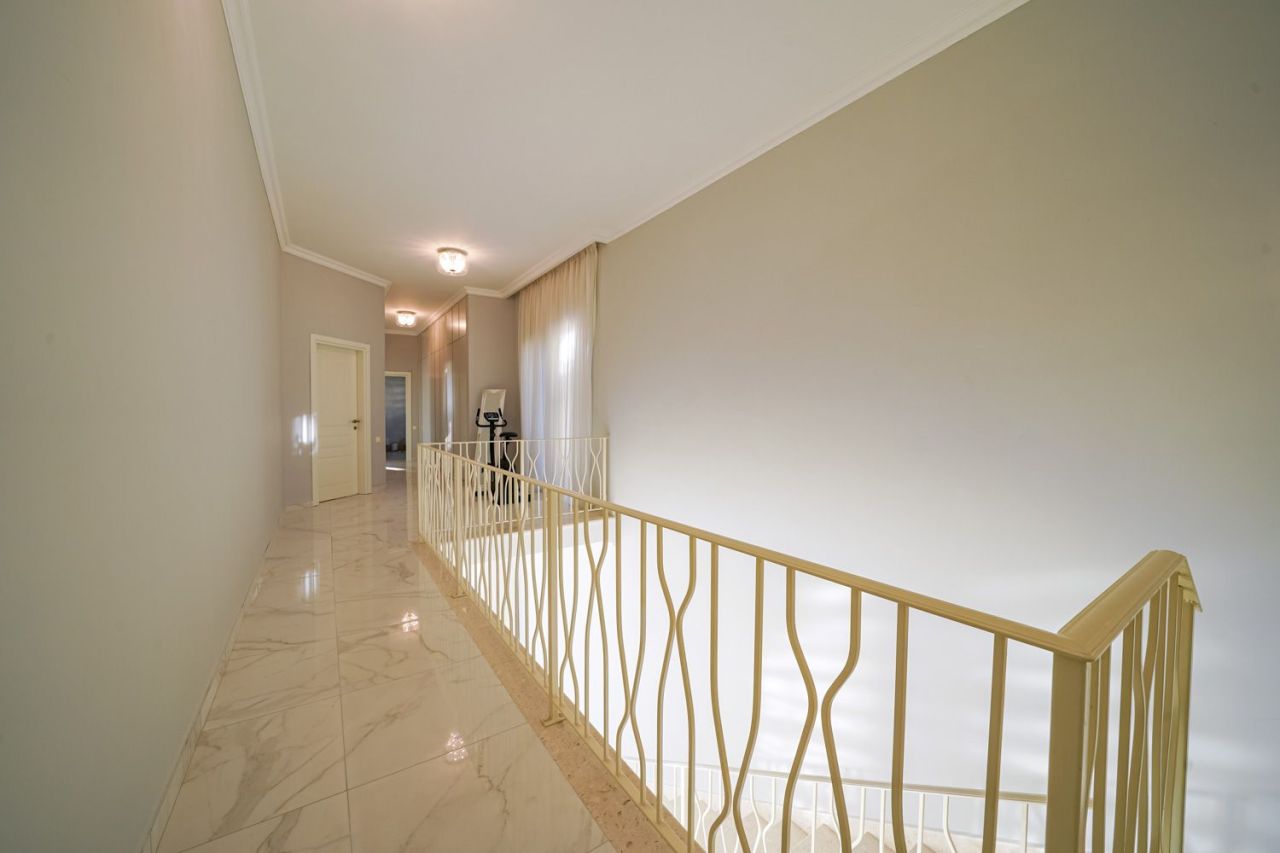 Villa in Tivat, Montenegro, 285 m² - picture 15