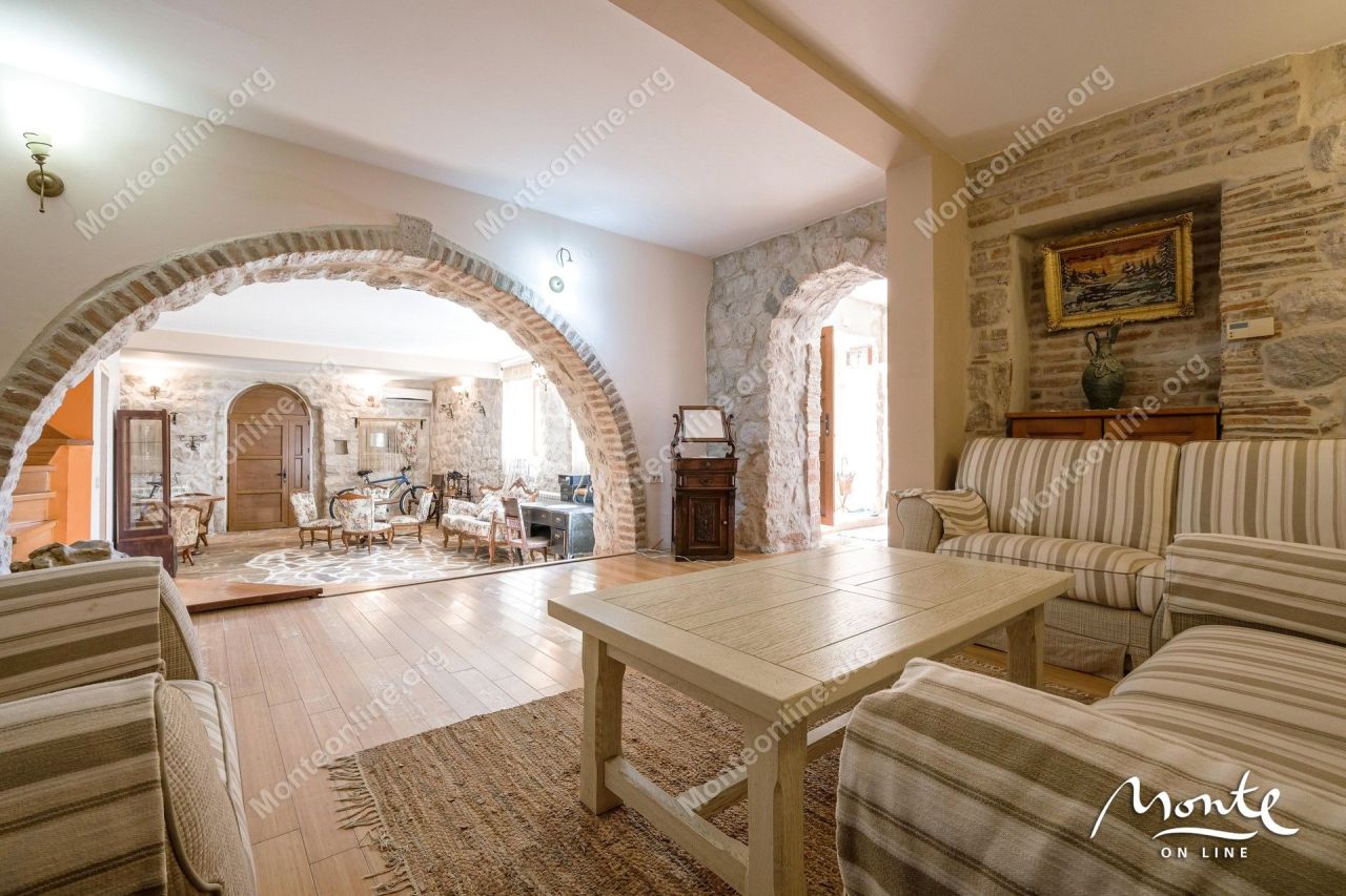 Villa en Orahovac, Montenegro, 500 m² - imagen 16