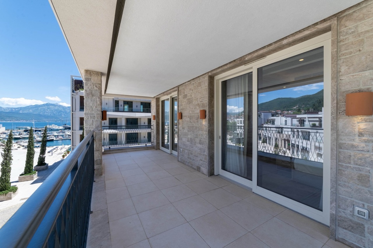 Appartement à Herceg-Novi, Monténégro, 88 m² - image 5