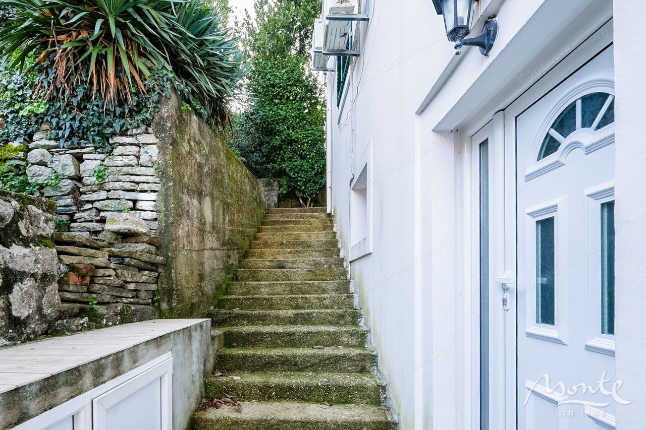 Villa in Kostanjica, Montenegro, 333 m² - Foto 16