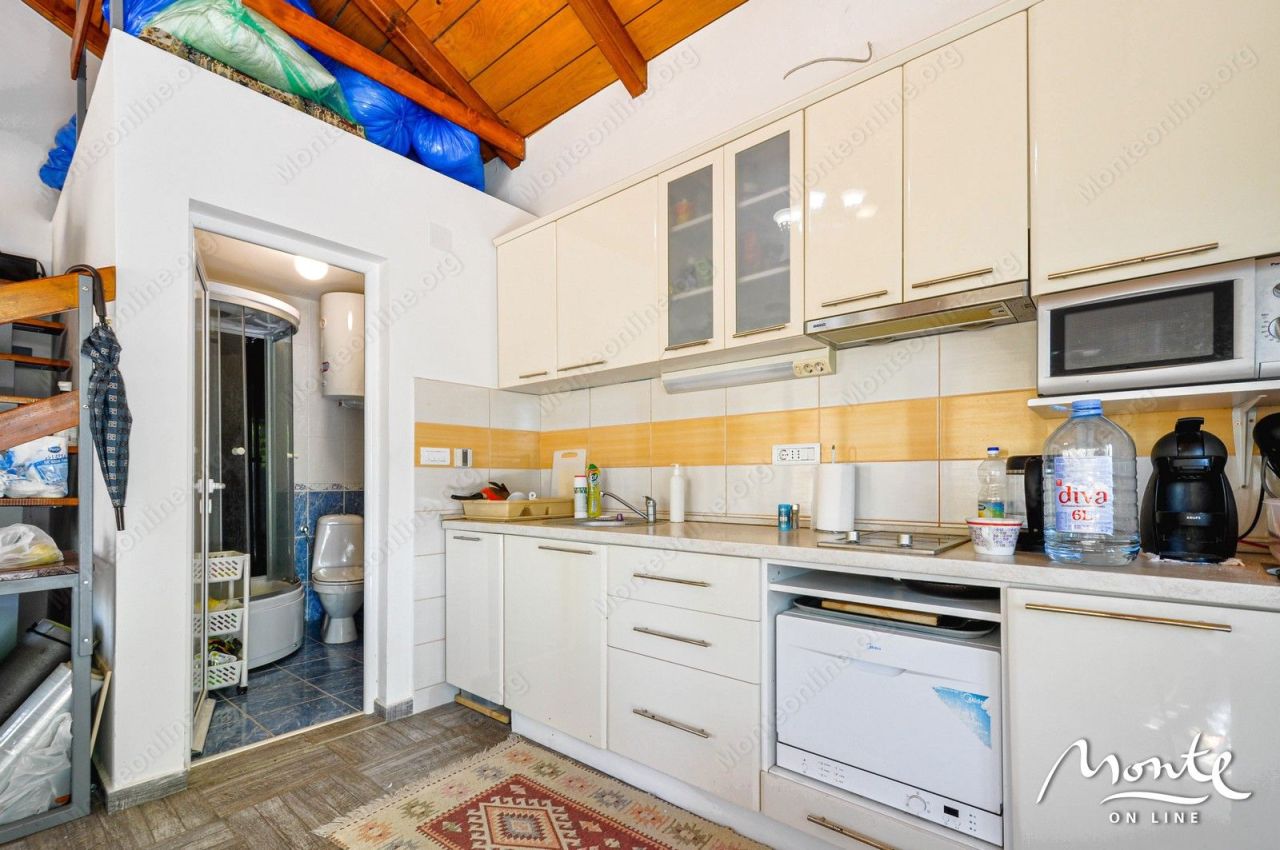 Villa in Lepetane, Montenegro, 110 m² - Foto 17