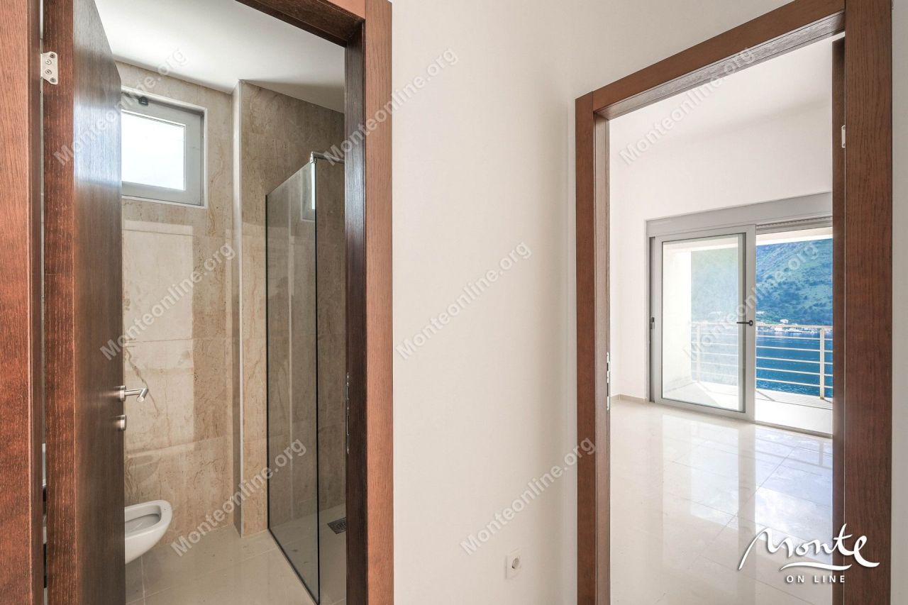 Appartamenti a Dobrota, Montenegro, 103 m² - foto 17