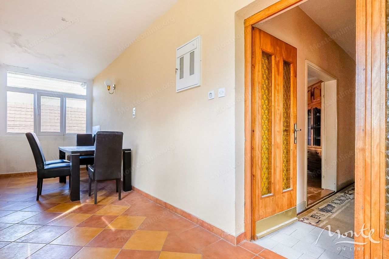 Villa in Tivat, Montenegro, 119 m² - picture 17