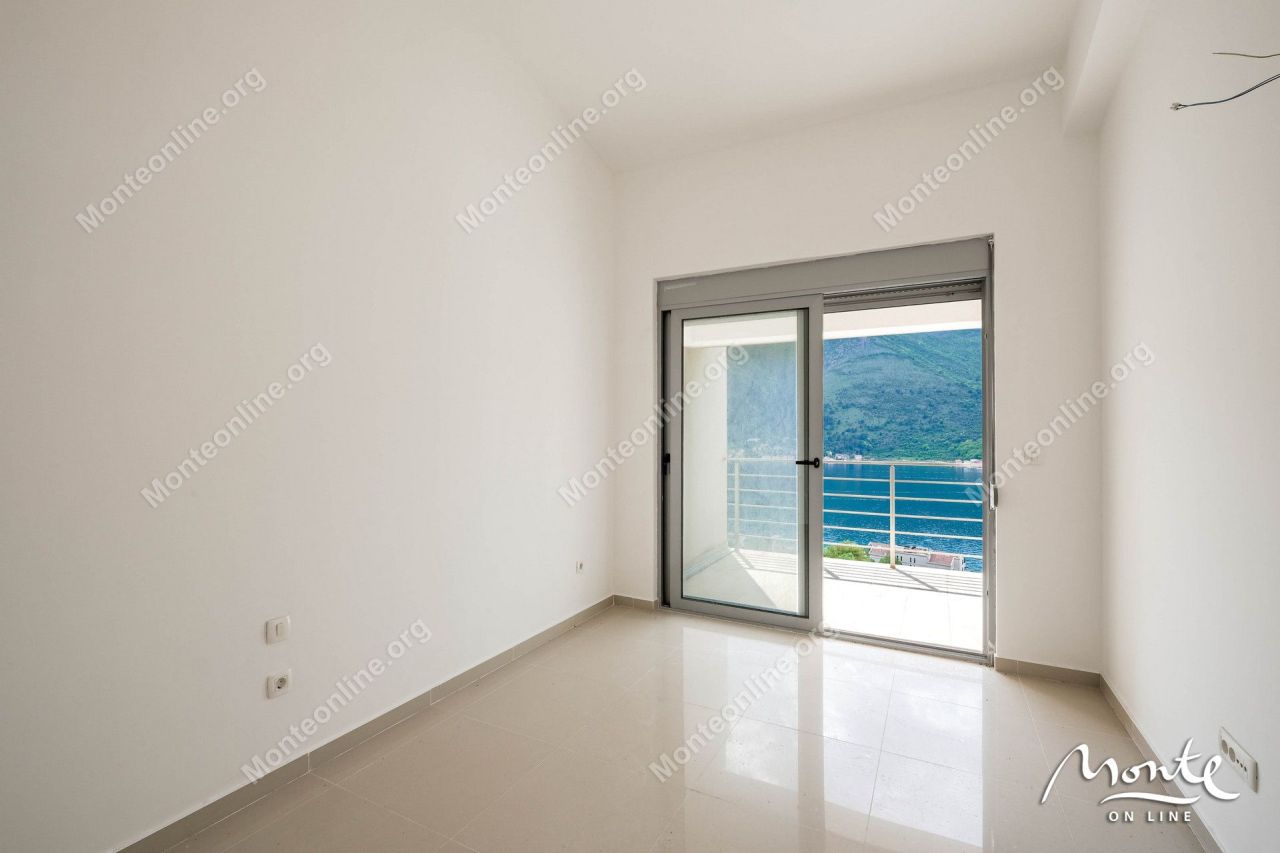 Appartamenti a Dobrota, Montenegro, 103 m² - foto 18