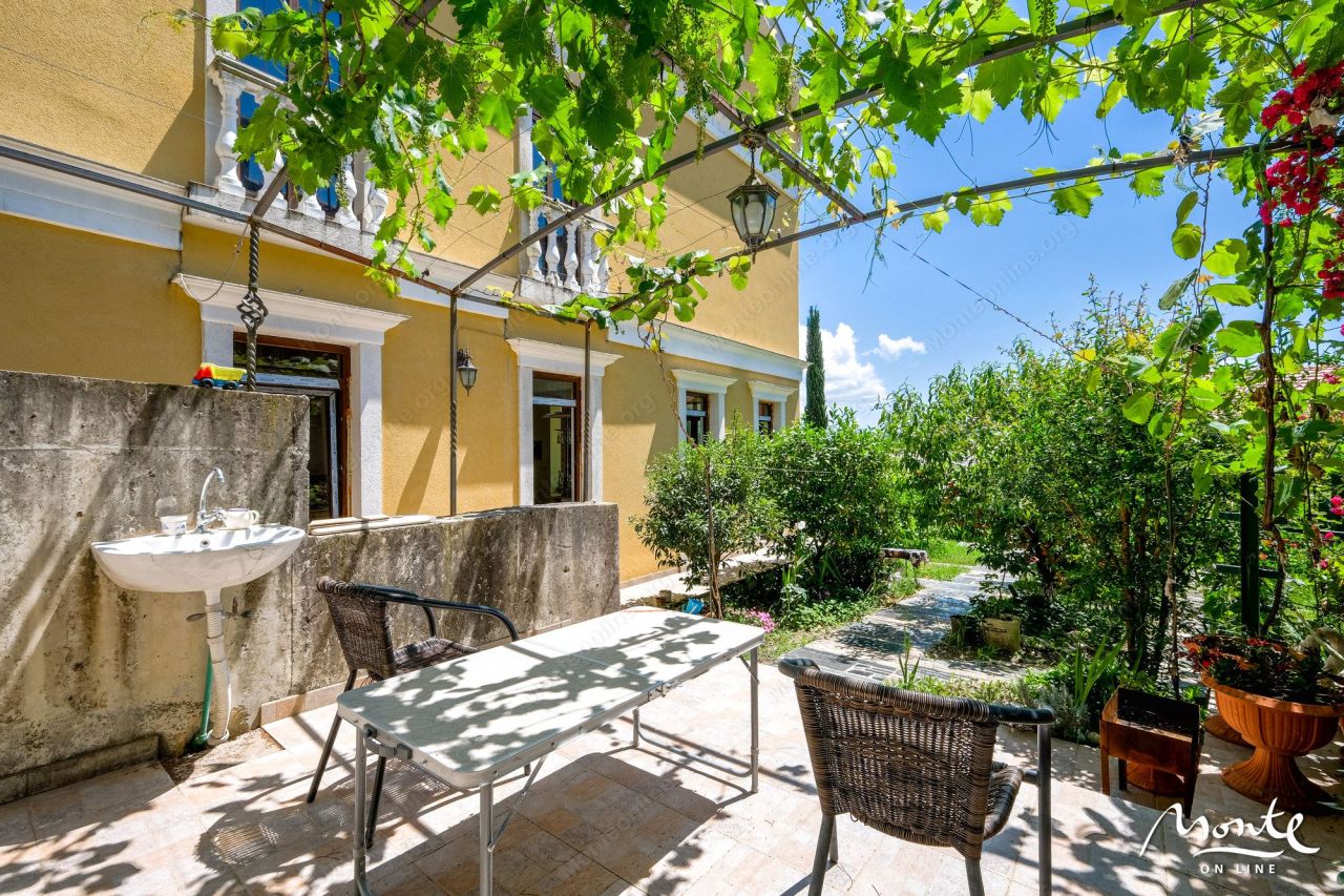 Villa a Tivat, Montenegro, 316 m² - foto 18