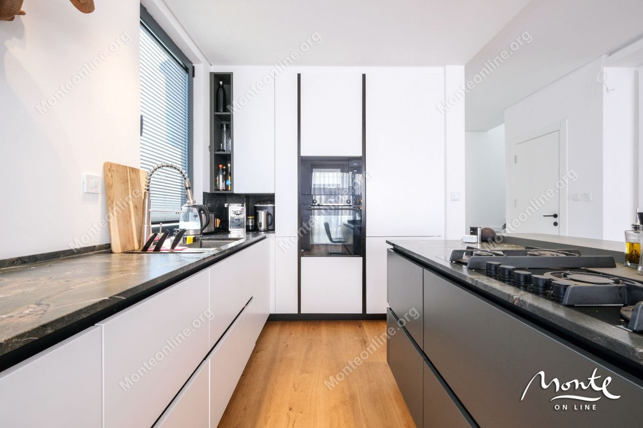 Villa en Lastva, Montenegro, 162 m² - imagen 18