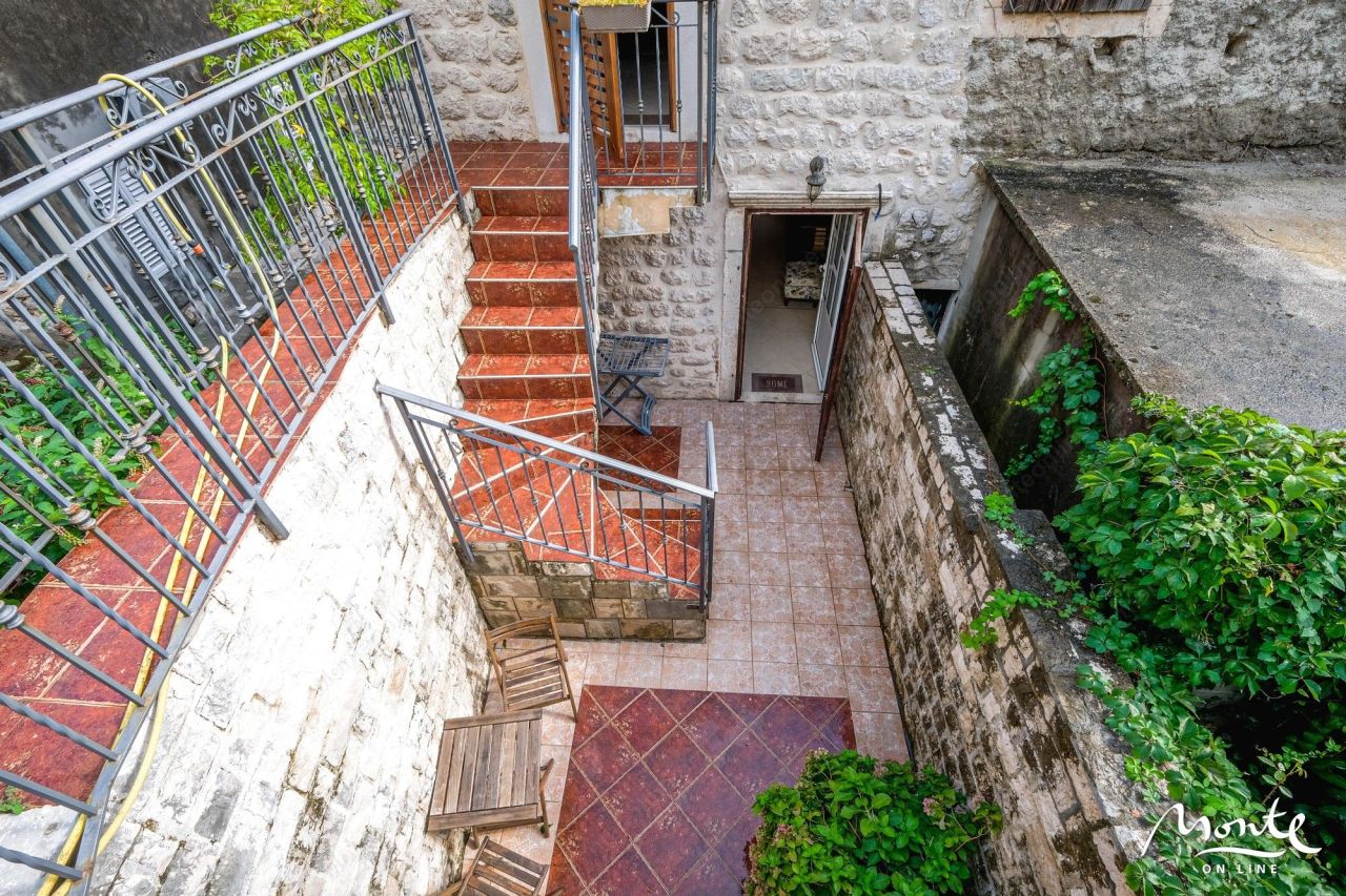 Villa a Perzagno, Montenegro, 80 m² - foto 18