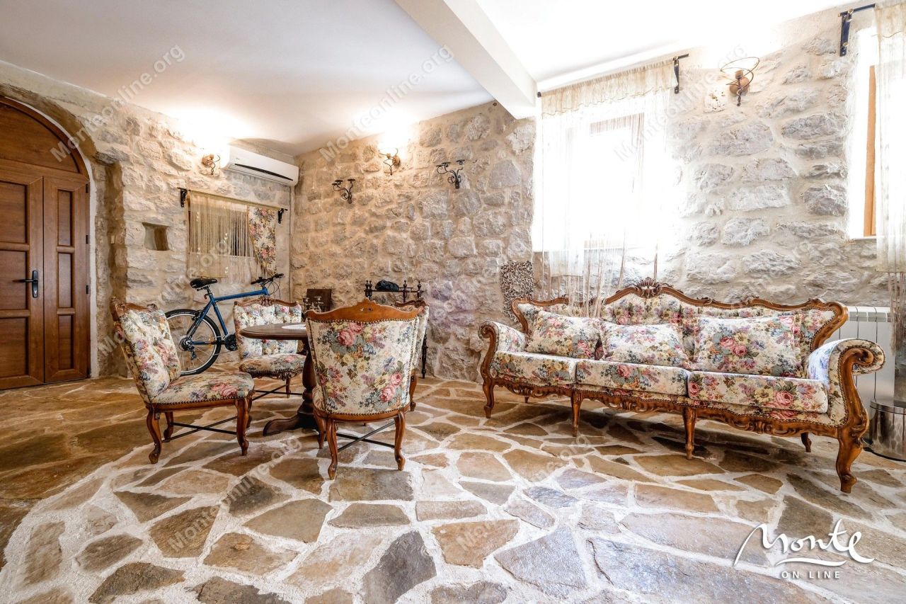 Villa en Orahovac, Montenegro, 500 m² - imagen 18