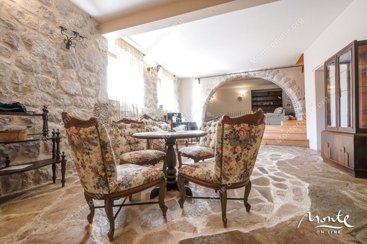 Villa en Orahovac, Montenegro, 500 m² - imagen 19