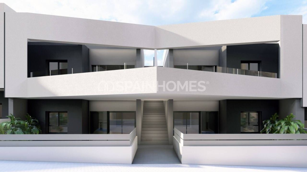 Appartement à San Miguel de Salinas, Espagne, 150 m² - image 1