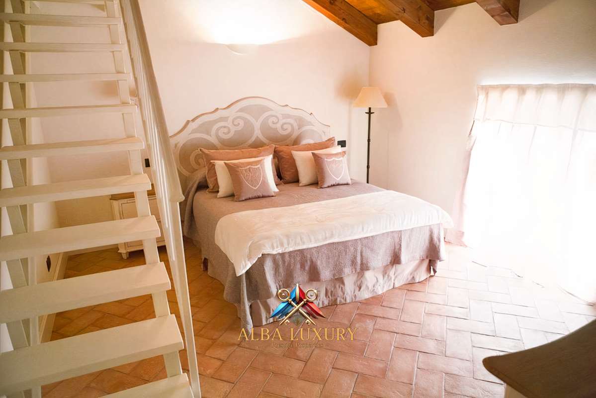 Apartment Via fontanelle, Italy, 950 m² - picture 18