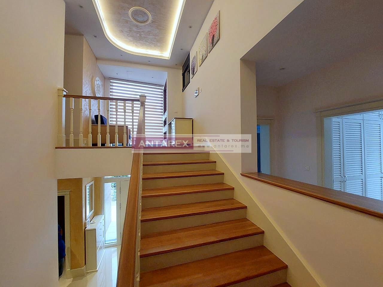 Villa a Stoliv, Montenegro, 294 m² - foto 11
