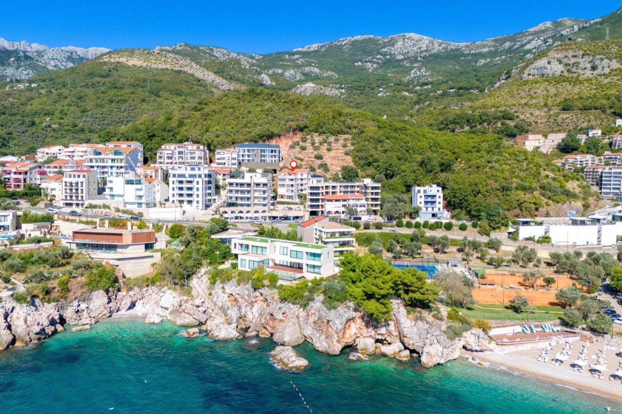 Appartement à Przno, Monténégro, 53 m² - image 2