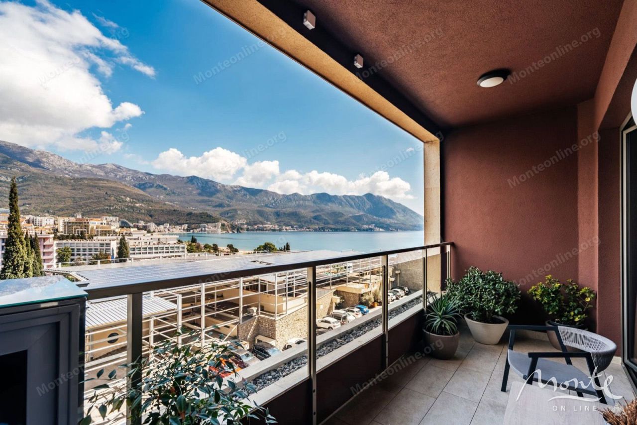 Appartamenti a Budva, Montenegro, 79 m² - foto 1